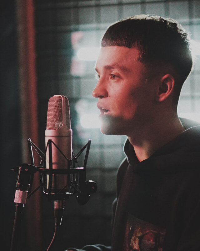 oleg-ivanov-ILybAzFjn5c-unsplash